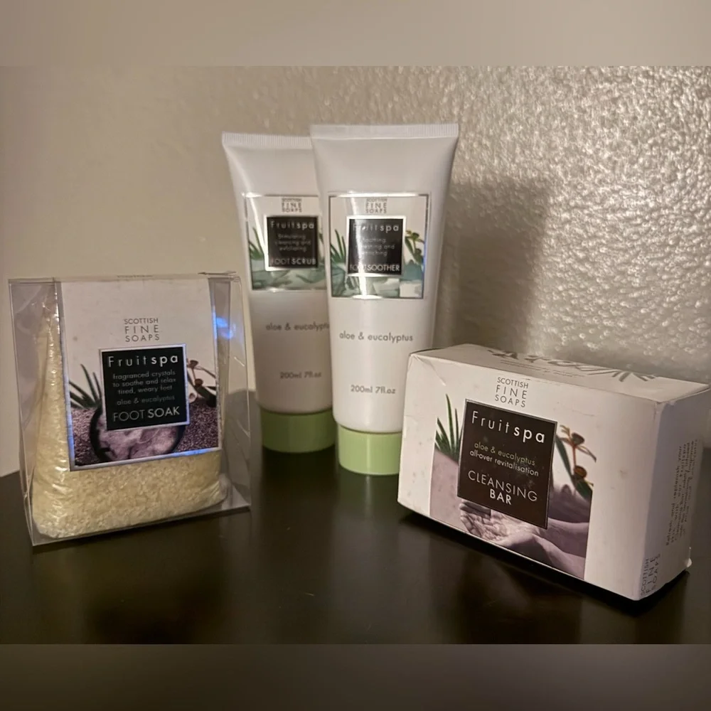 The Scottish Fine Soaps Fruitspa Aloe & Eucalyptus Spa Set | Foot Care  Bundle